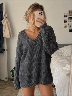 Brandy Melville Charcoal V-Neck Chunky Knit Sweater